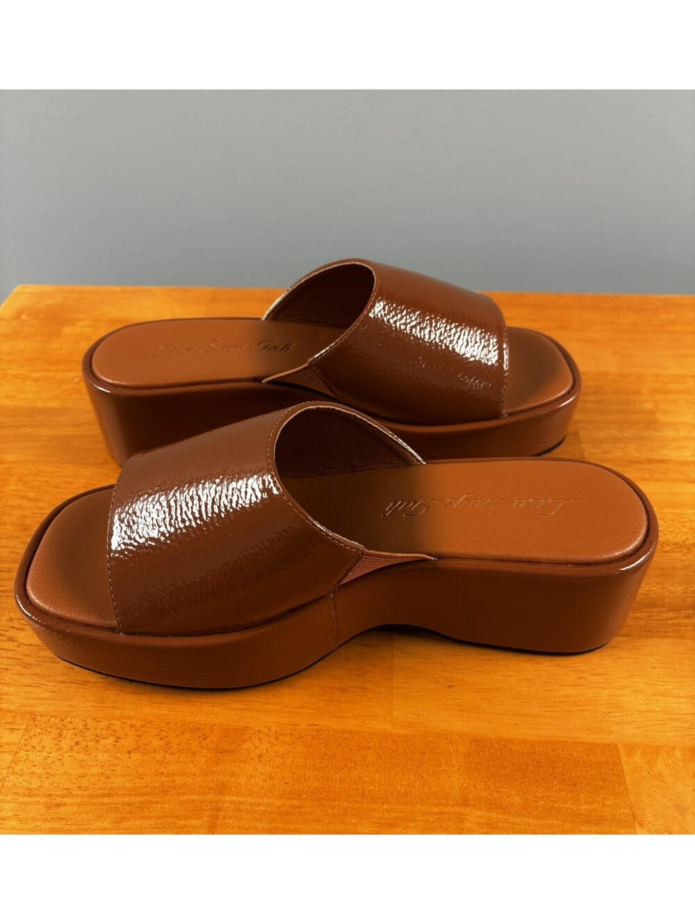 New Lisa Says Gah Cinnamon Dakota Platform Shoes Size 6.5 With Dust Bags